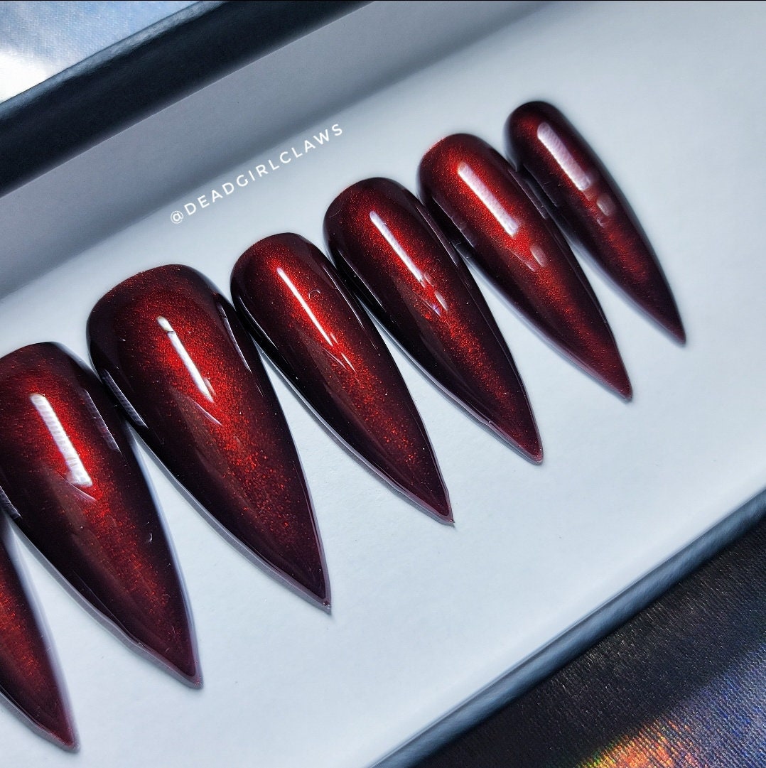 Ruby Press on Nail set