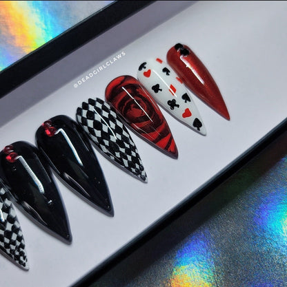 Paint the Roses Red Press on Nail Set