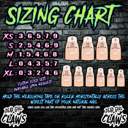 Lava Flow Press on Nail Set (Glow in the Dark)