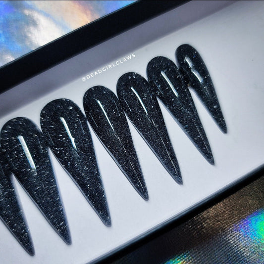 Night Glimmer Press On Nail Set